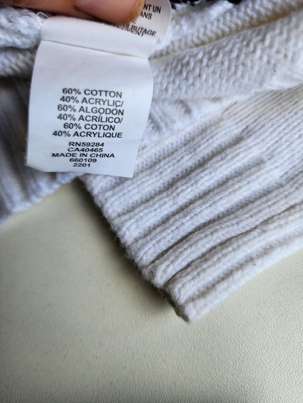 Est. 1989 Place Kids sweater White Gray 1/4 Zip Mock Neck Boys Size S 5/6